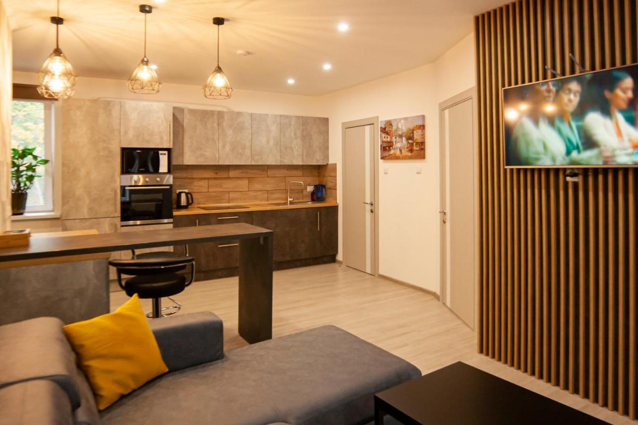 Ultra Lux 3 Rooms Apartment Near Arena City Kyiv Exterior foto